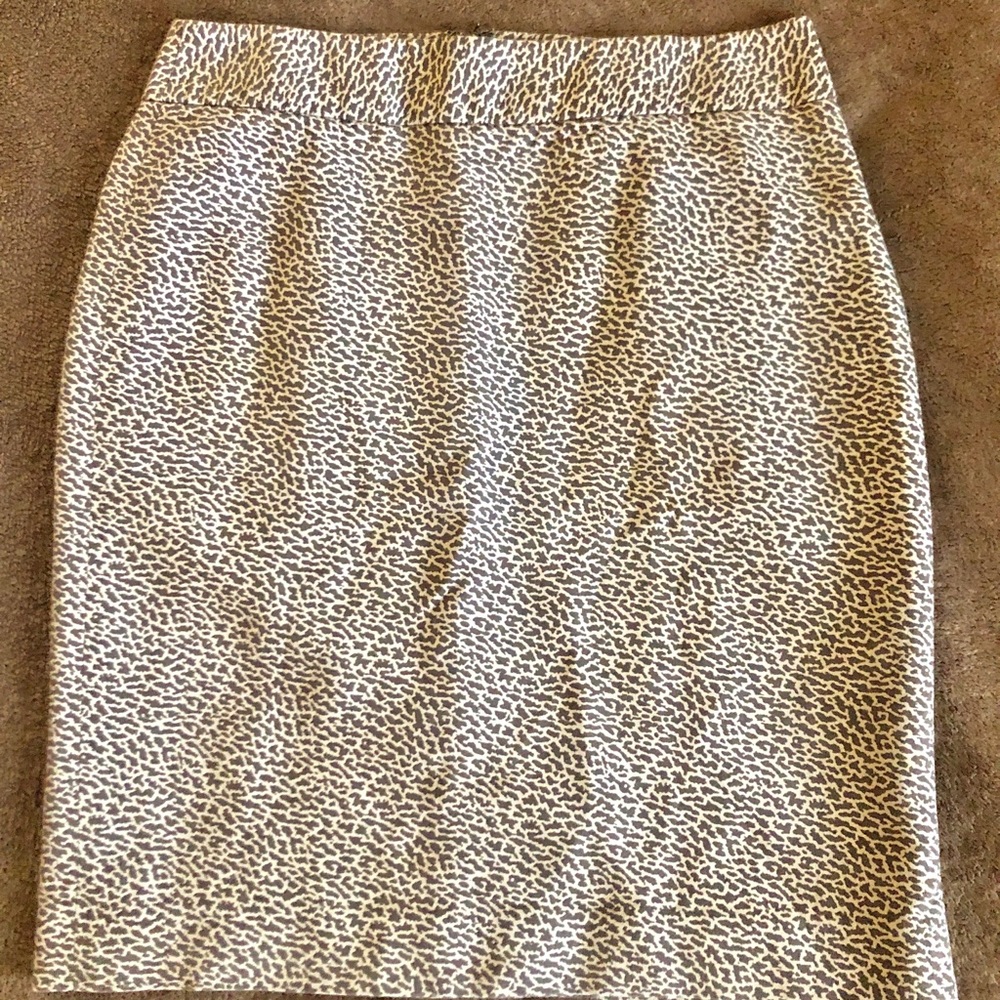 Loft 0P animal print pencil skirt